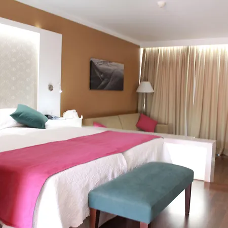 Готель Beatriz Playa & 4*