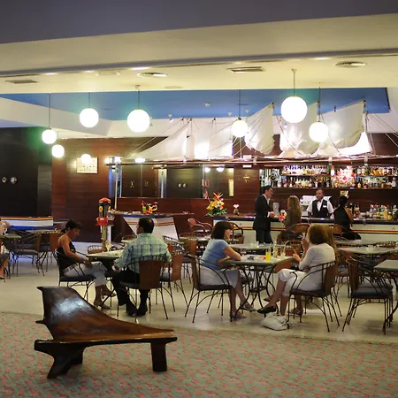 比亚特丽斯海滩spa酒店 酒店 卡门港