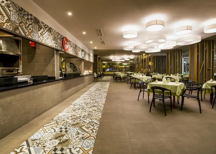 Beatriz Playa & מלון פוארטו דל כרמן